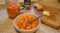 Carote fermentate fatte in casa: la salamoia giusta per averle croccanti e saporite